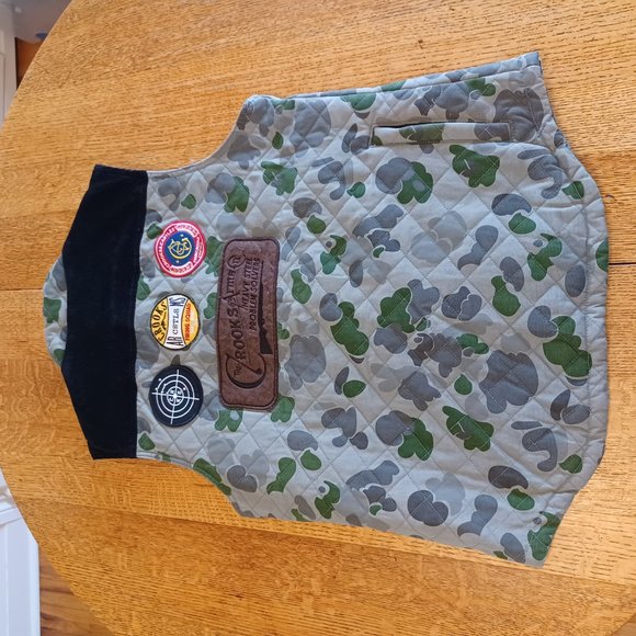 NWOT! Crooks Arms Co. Camo lined Vest - Many logos and patches (5231) - Picture 6 of 9